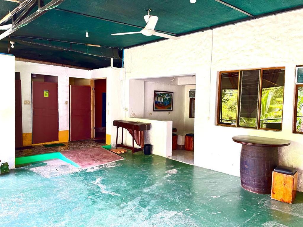 New Hostel Manuel Antonio, Meet New People Екстериор снимка