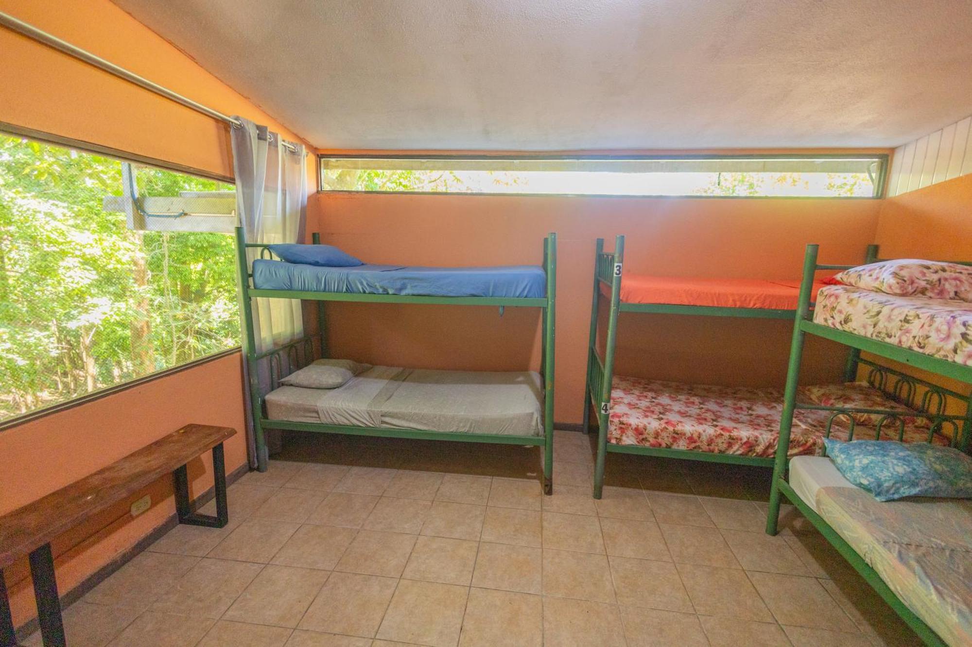New Hostel Manuel Antonio, Meet New People Екстериор снимка